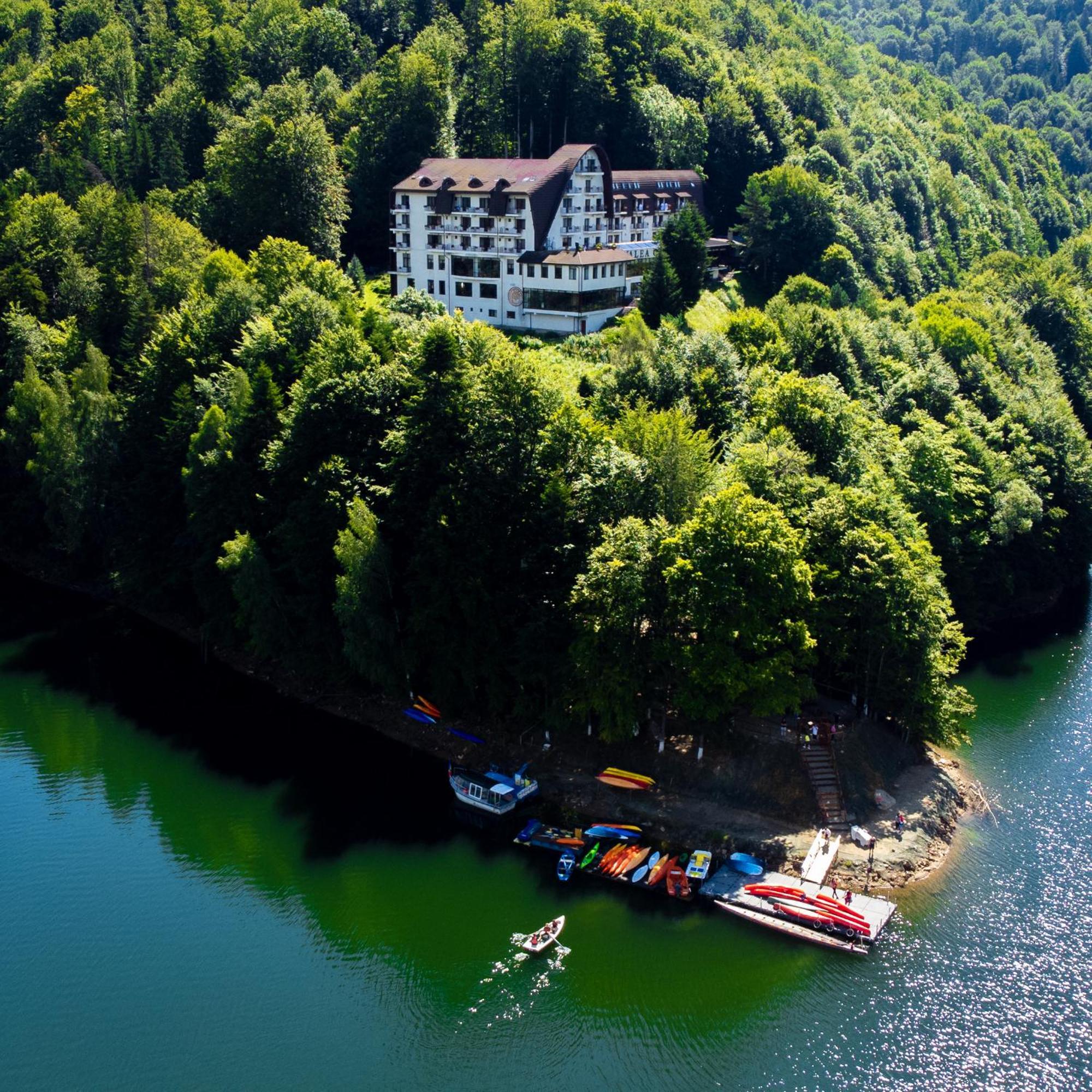 Hotel Valea Cu Pesti Căpăţîneni-Ungureni Eksteriør billede