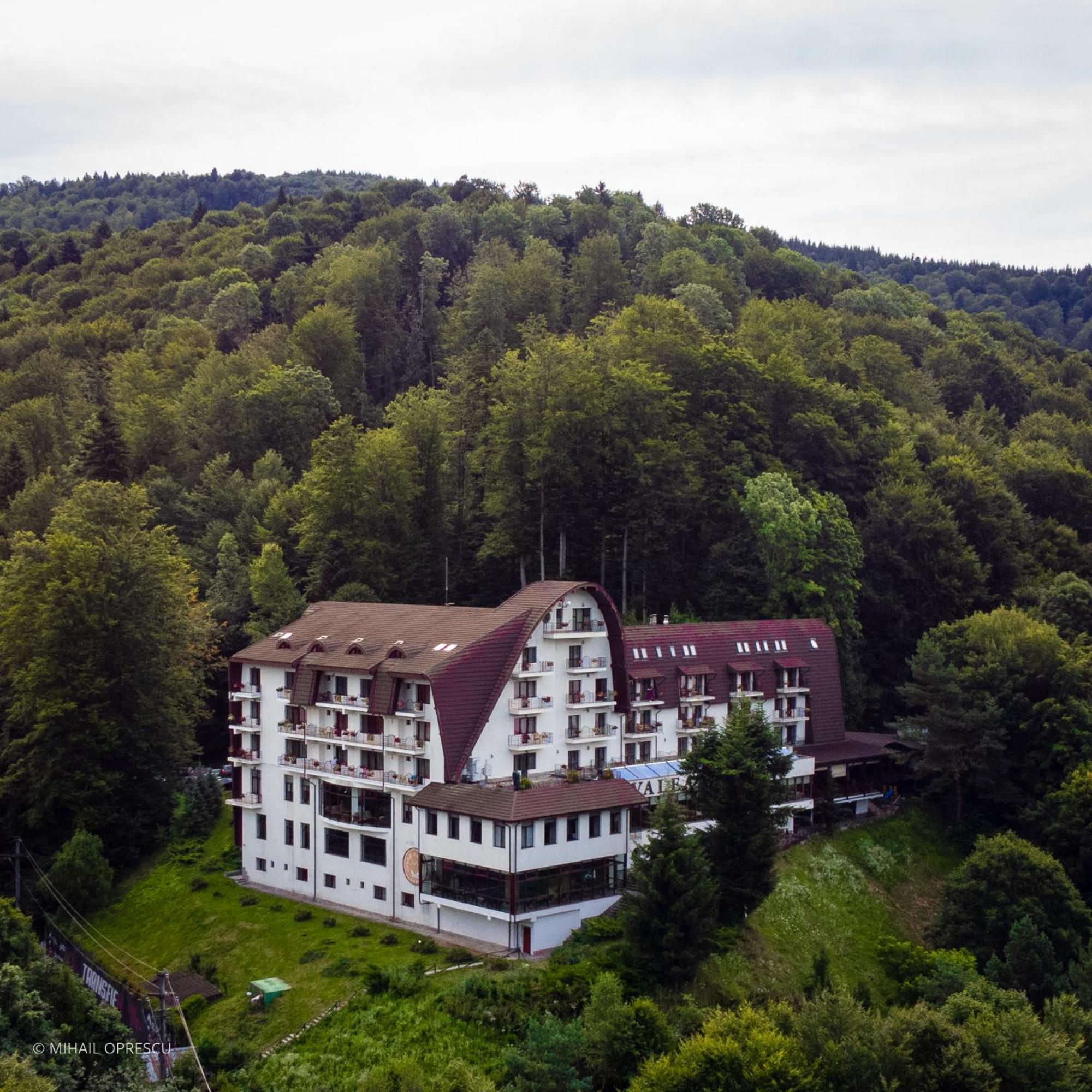 Hotel Valea Cu Pesti Căpăţîneni-Ungureni Eksteriør billede