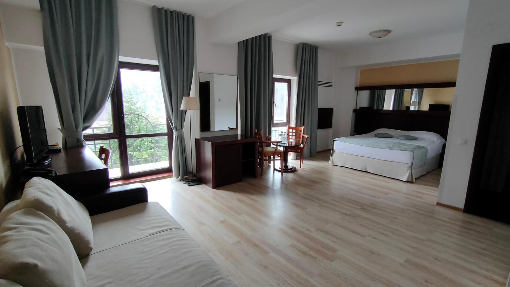 Hotel Valea Cu Pesti Căpăţîneni-Ungureni Eksteriør billede