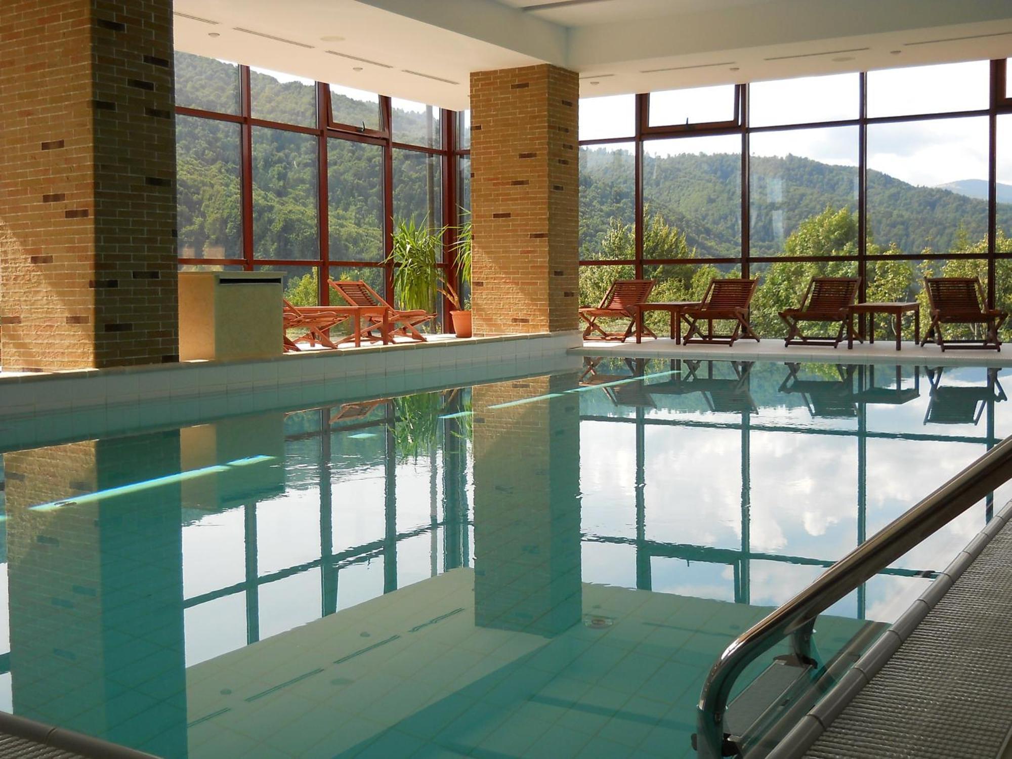 Hotel Valea Cu Pesti Căpăţîneni-Ungureni Eksteriør billede